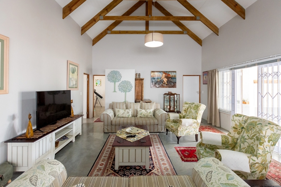 3 Bedroom Property for Sale in Britannia Bay Western Cape